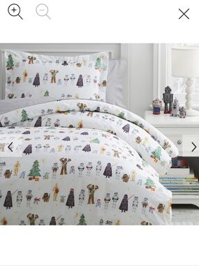 New Pottery Barn Kids Star Wars™ Holiday Organic Cotton Duvet Cover & Sham